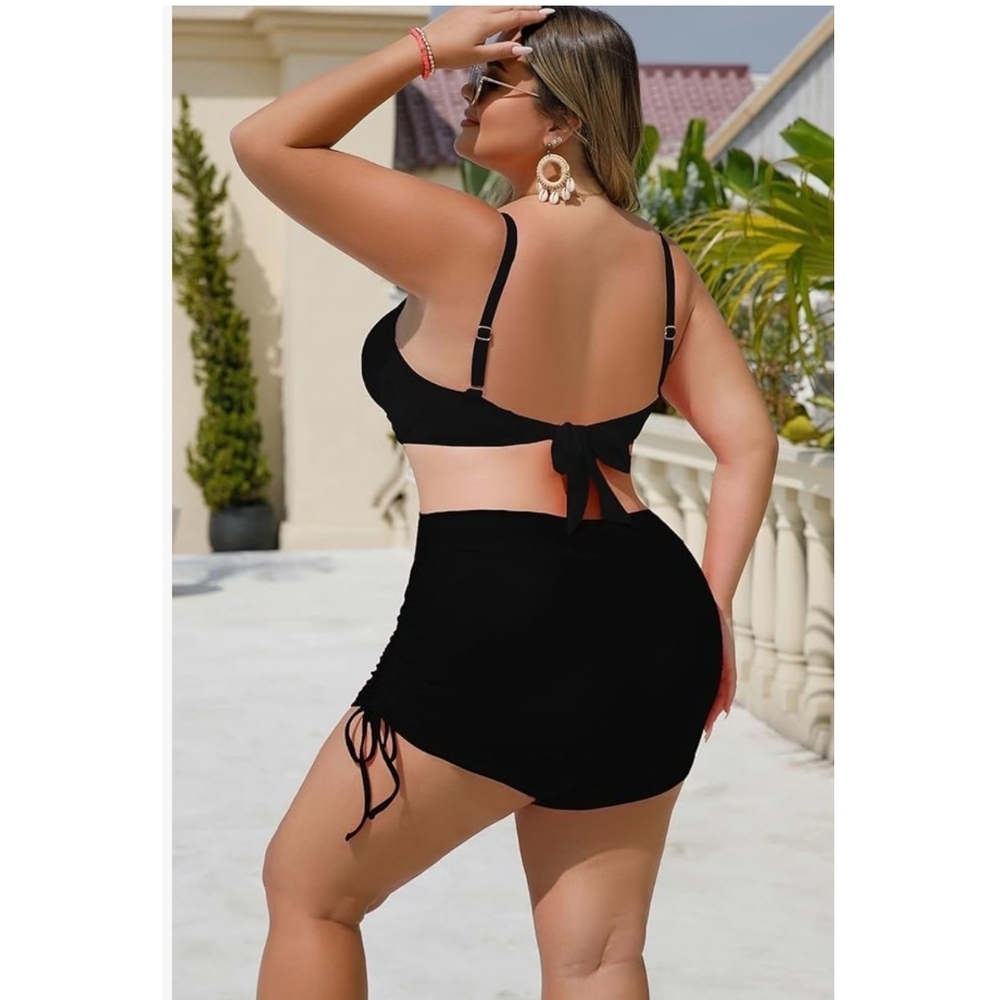 YELAIVP - XL Black Sporty Two Piece Bandeau Swimsuit - Picture 3 of 10